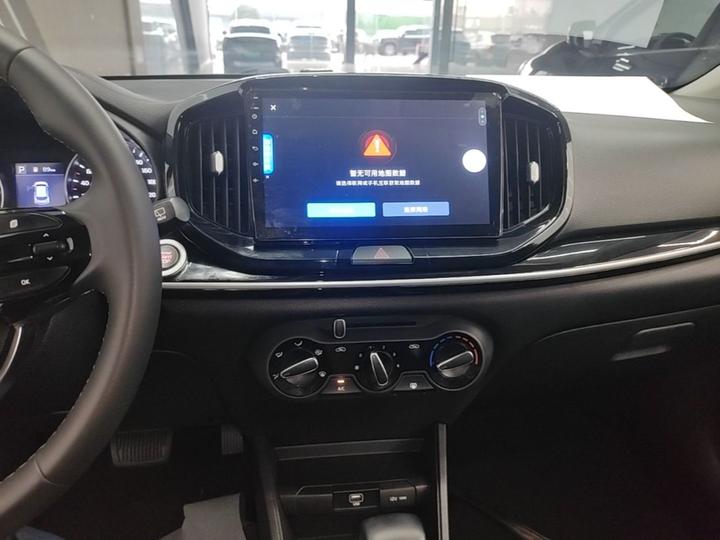 Stonic 2021 1.4L CVT photo 4