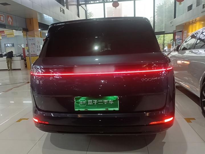 900 2025 2.0T Ultra 6-Seater photo 3