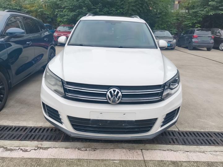 Tiguan 2016 300TSI AT AWD Luxury photo 2