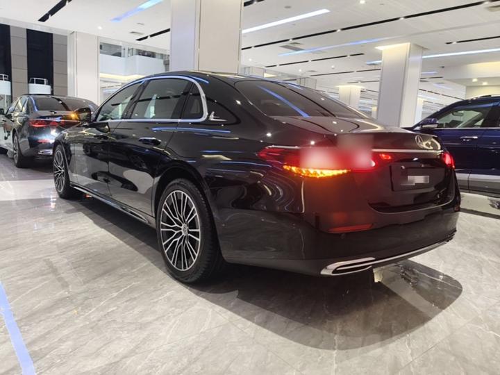 E-Class 2025 Facelift E 300 L Luxury photo 4
