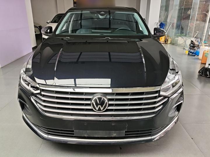 Lavida 2023 Facelift 1.5L AT photo 2