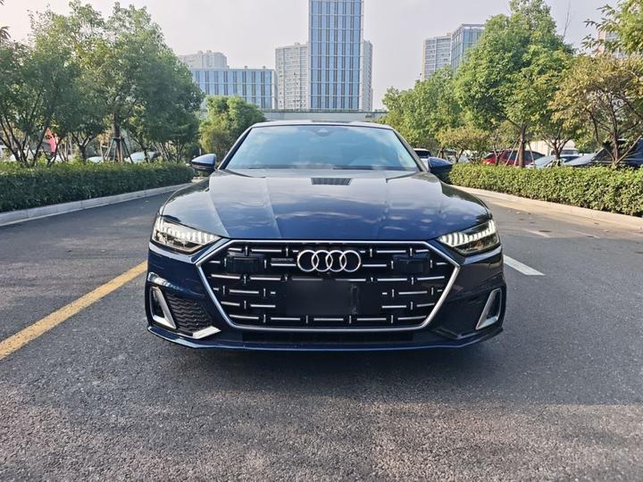 A7L 2024 45TFSI quattro S-line photo 2