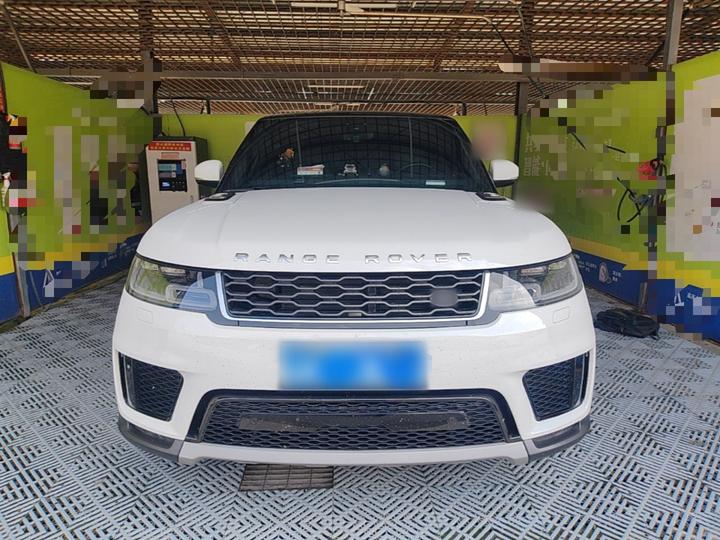 Range Rover Sport 2020 3.0 L6 SE photo 2