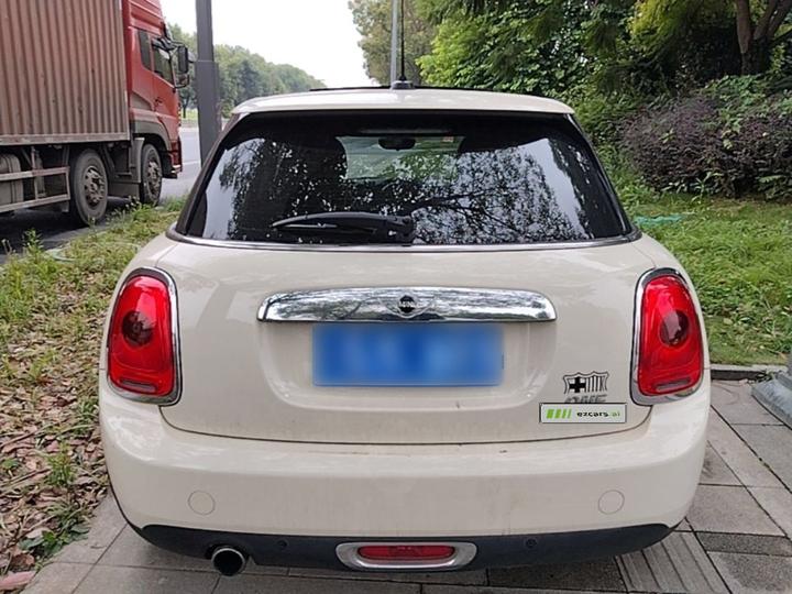 2016 1.2T ONE 5-Door photo 5