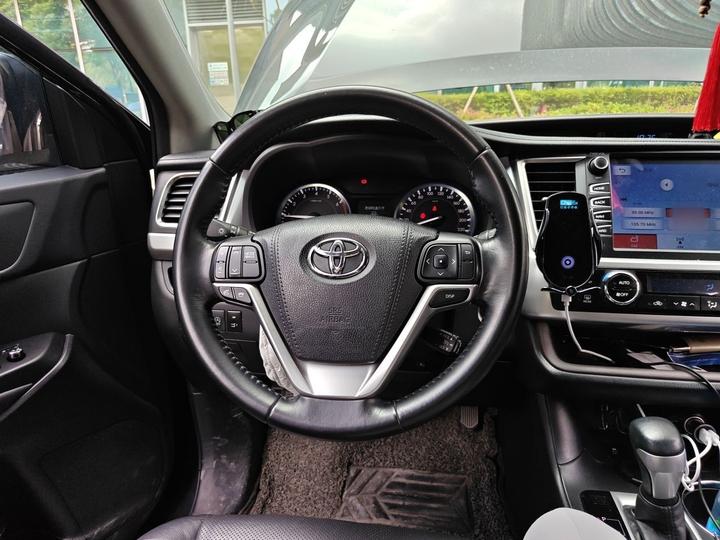 Highlander 2017 2.0T RWD Luxury 7-Seater photo 7