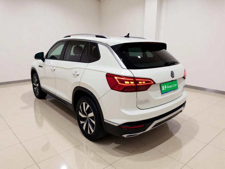 Tayron 2020 330TSI RWD Luxury Connected photo 4