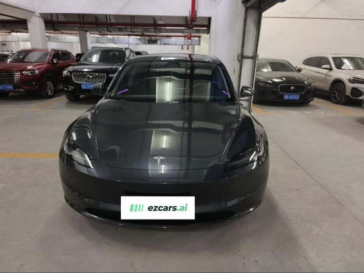 Model 3 2025 RWD photo 2