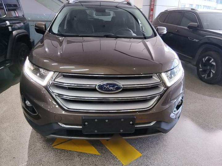 Edge 2016 EcoBoost 245 AWD 7-Seater photo 2