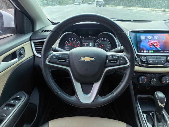 Cruze 2022 320 AT photo 3
