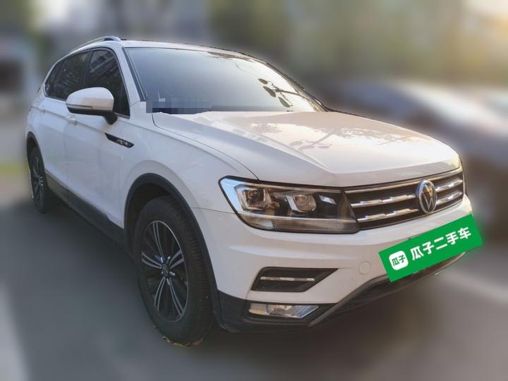 Tiguan L 2021 330TSI AT RWD Smart photo 3