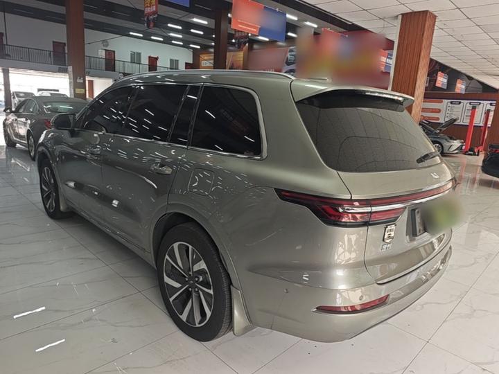 Li Auto ONE 2021 EREV 6-Seater photo 4