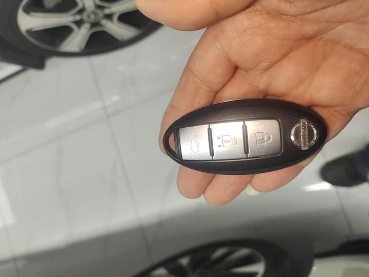 2020 1.6L CVT Connected Smart Cool photo 8