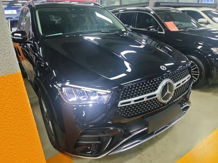 GLE Imported 2024 GLE 450 4MATIC Dynamic photo 3
