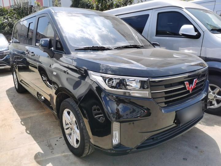 Wuling 2021 1.5T MT Luxury photo 3