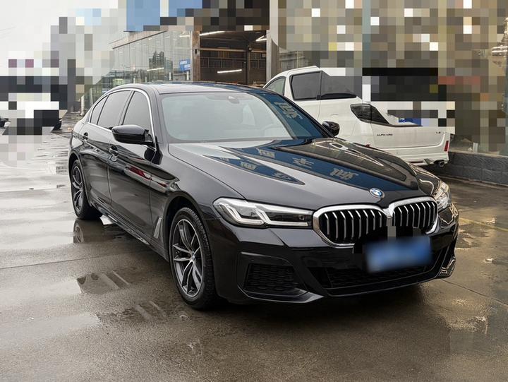 5 Series 2022 Facelift 525Li M Sport Package photo 3