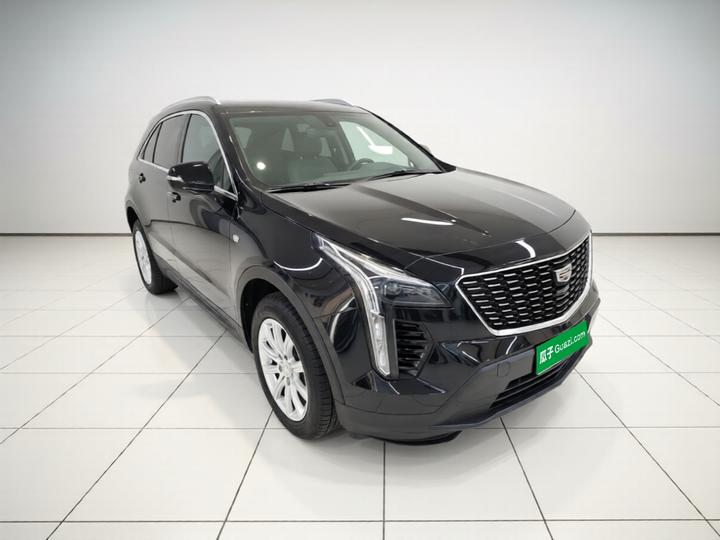 XT4 2023 28T RWD photo 3