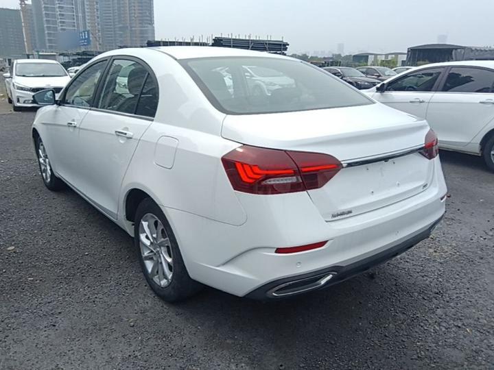 Emgrand 2021 UP 1.5L CVT photo 4