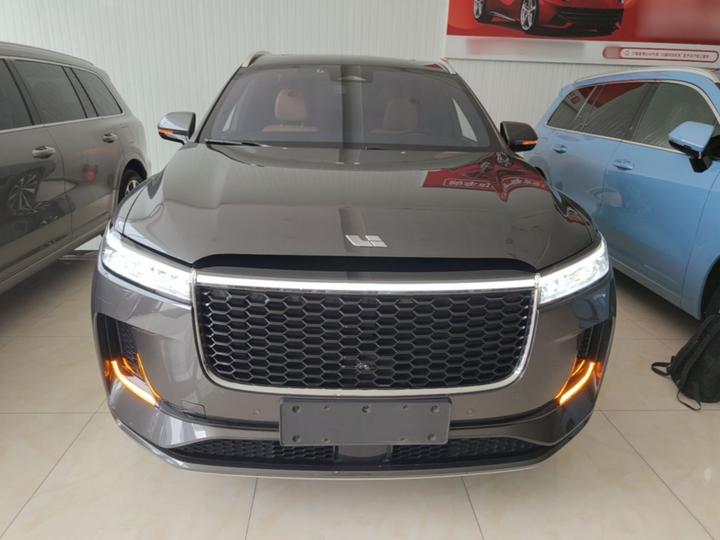 Li Auto ONE 2021 EREV 6-Seater photo 2