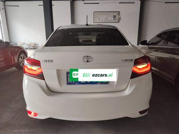 Vios 2022 1.5L 20 Anniversary Edition photo 5