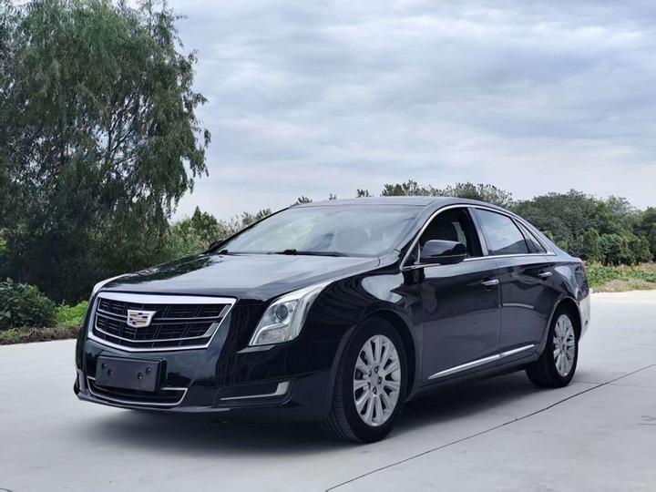 XTS 2016 28T Tech