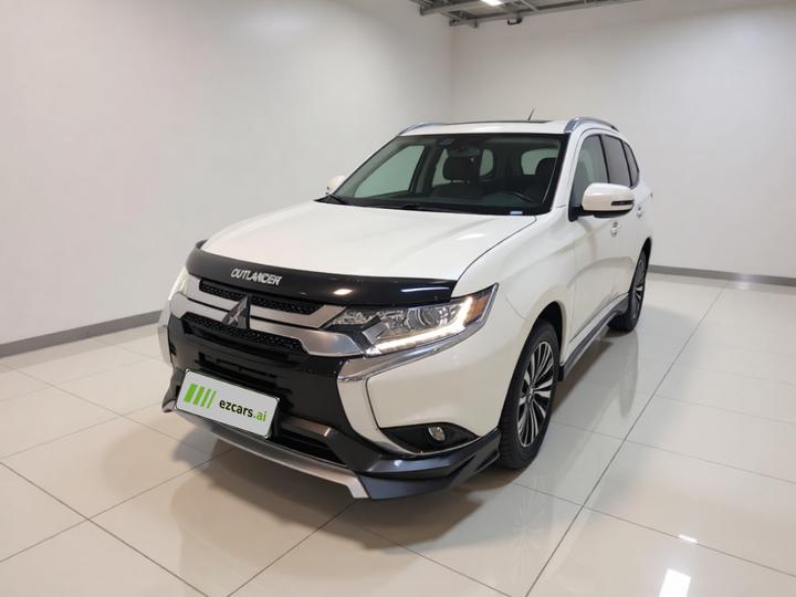 Outlander 2021 2.0L RWD Enjoy 7-Seater