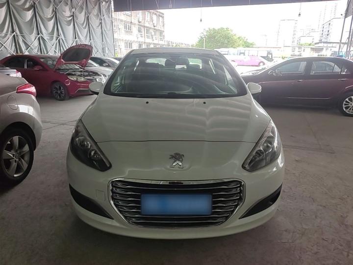 308 2014 Classic 1.6L MT photo 2