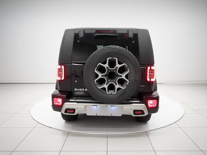 BJ40 2024 2.0T 2020 Honor photo 3