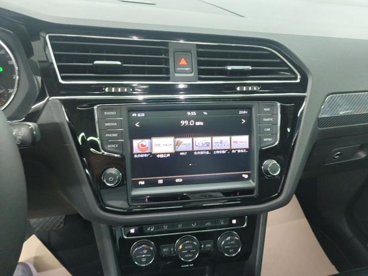 Tiguan L 2018 380TSI AT AWD Flagship photo 8