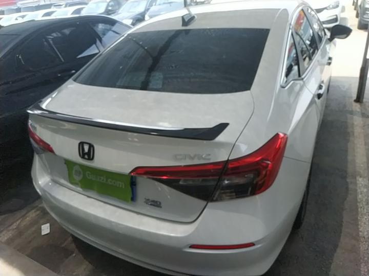 Civic 2023 240TURBO CVT photo 3