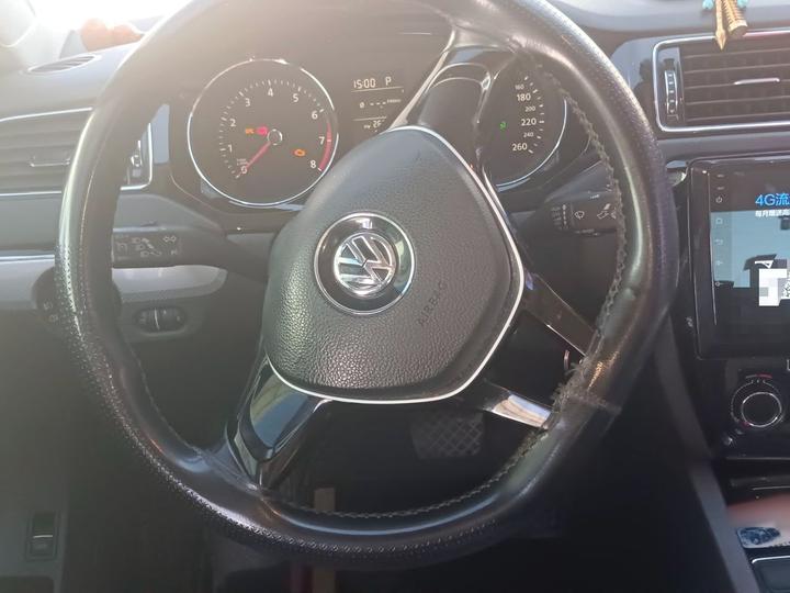 Sagitar 2015 1.6L AT Comfort photo 3