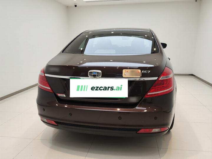Emgrand 2014 Sedan 1.3T CVT Elite photo 5