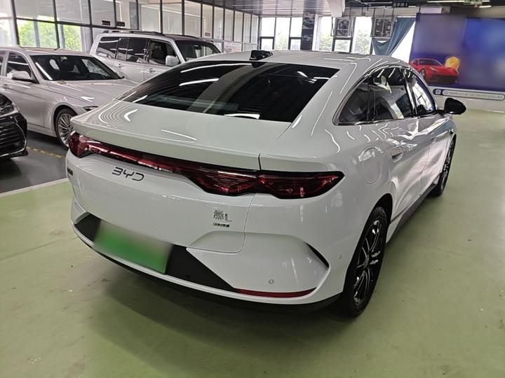 Qin L 2025 EV 545KM photo 4