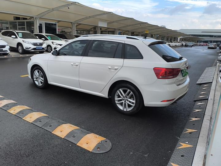 2017 180TSI DSG Comfort photo 4