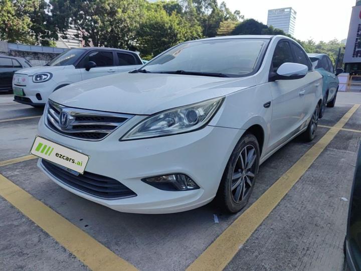Eado 2015 1.6L AT Luxury