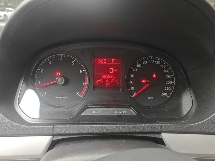 2015 1.6L AT Comfort photo 6