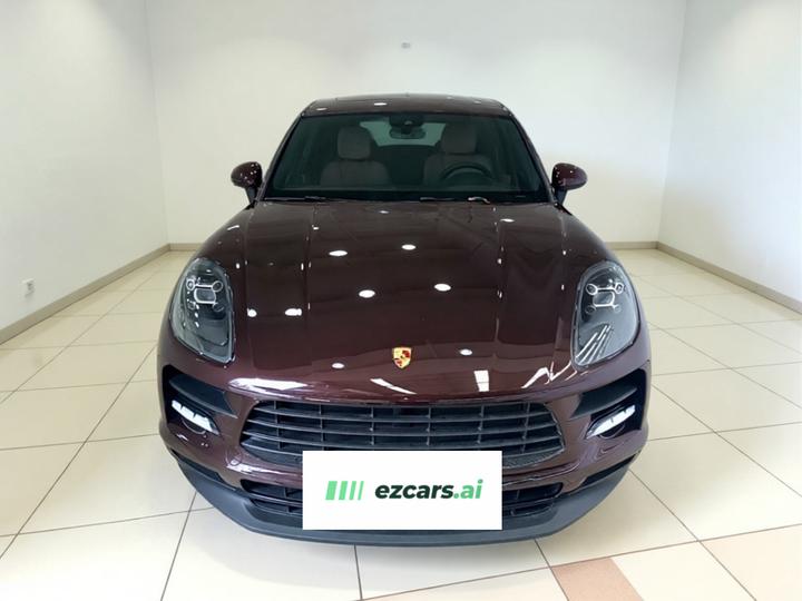 2018 Macan 2.0T photo 2