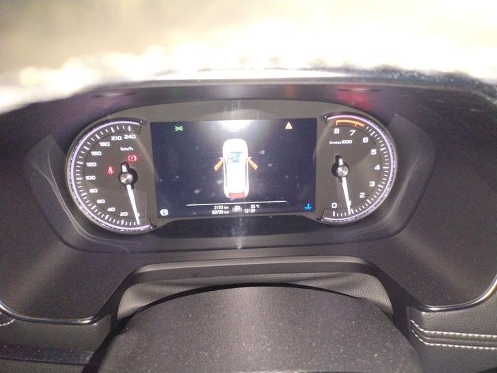 RX5 2016 30T RWD AT Smart photo 8