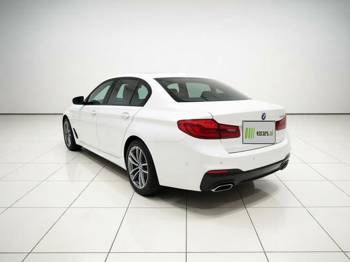 5 Series 2018 525Li M Sport Package photo 4