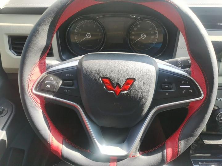 Wuling 2021 1.5T MT Luxury photo 2