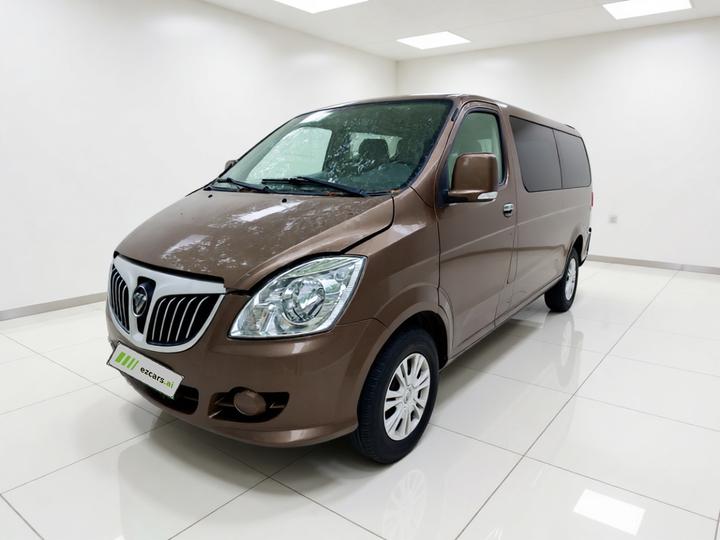 E 2017 2.0L Long Wheelbase 4Q20M