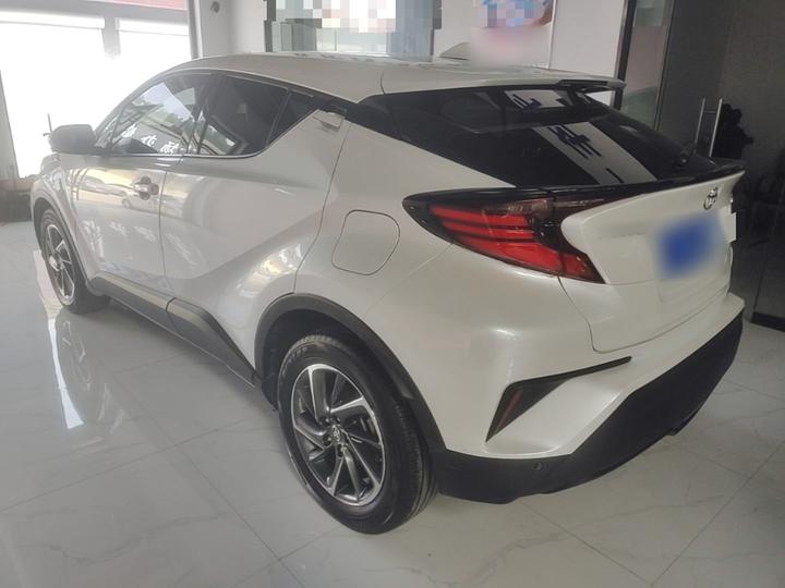 C-HR 2021 2.0L Luxury photo 4