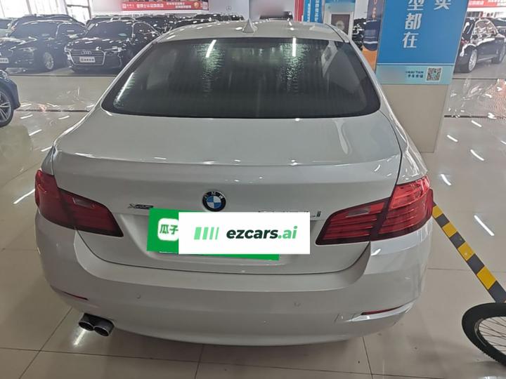 5 Series 2014 520Li photo 3