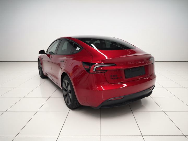 Model 3 2026 RWD photo 4