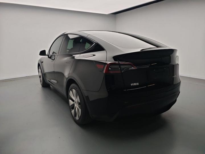 Model Y 2023 RWD photo 4