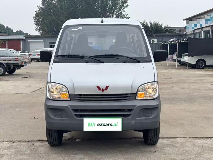 Wuling Zhiguang 2023 1.5L 5/7-Seater photo 2