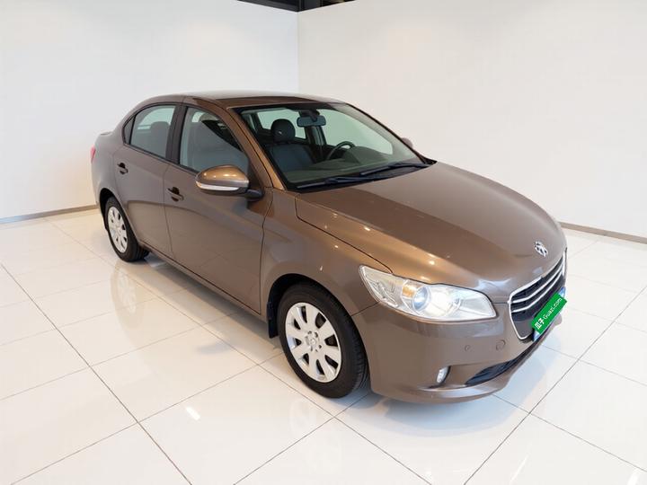 301 2014 1.6L MT Comfort photo 3