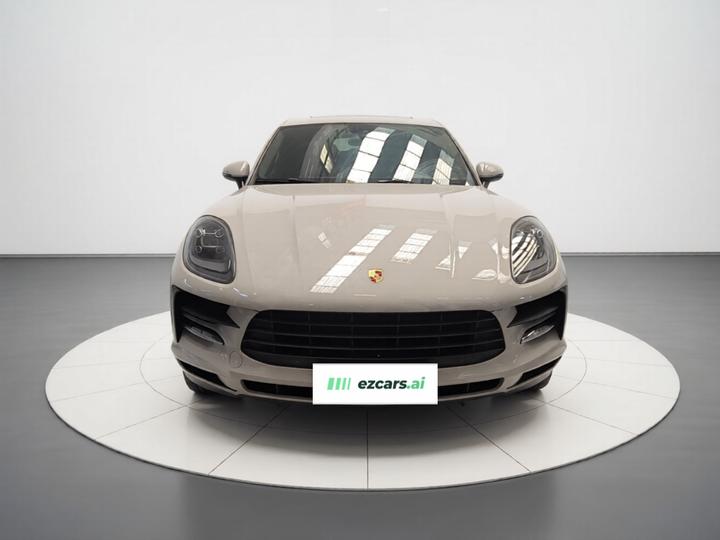 2018 Macan 2.0T photo 2