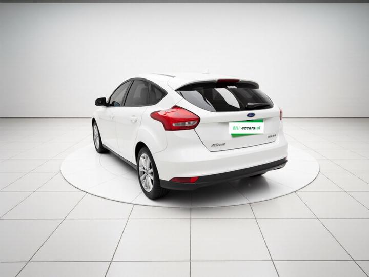 Focus 2017 Hatchback 1.6L AT Comfort photo 4