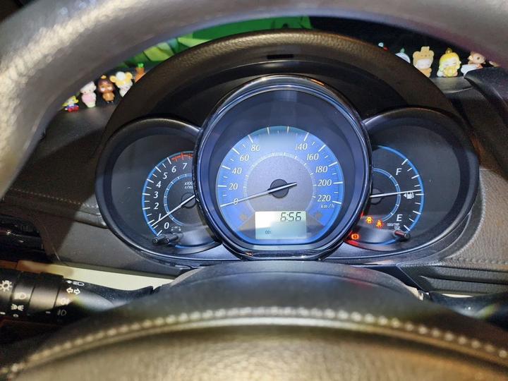 YARiS L 2014 1.5GS AT photo 4