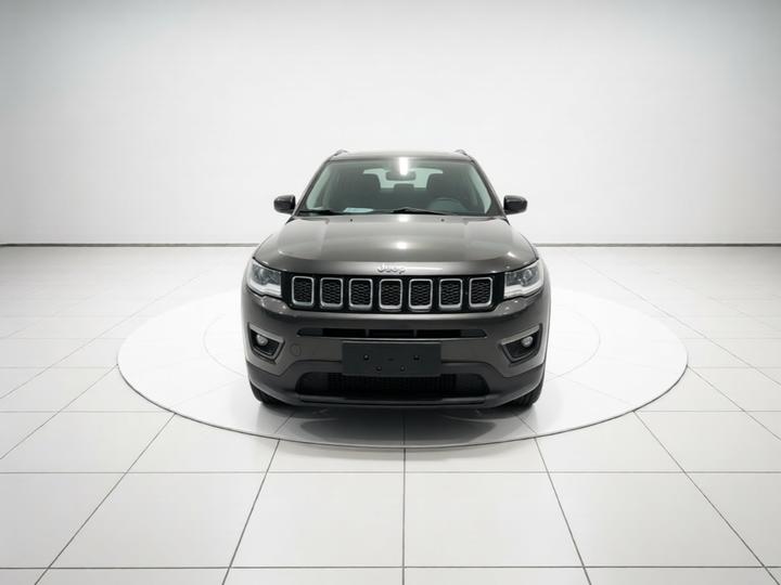 Compass 2017 200T AT photo 2